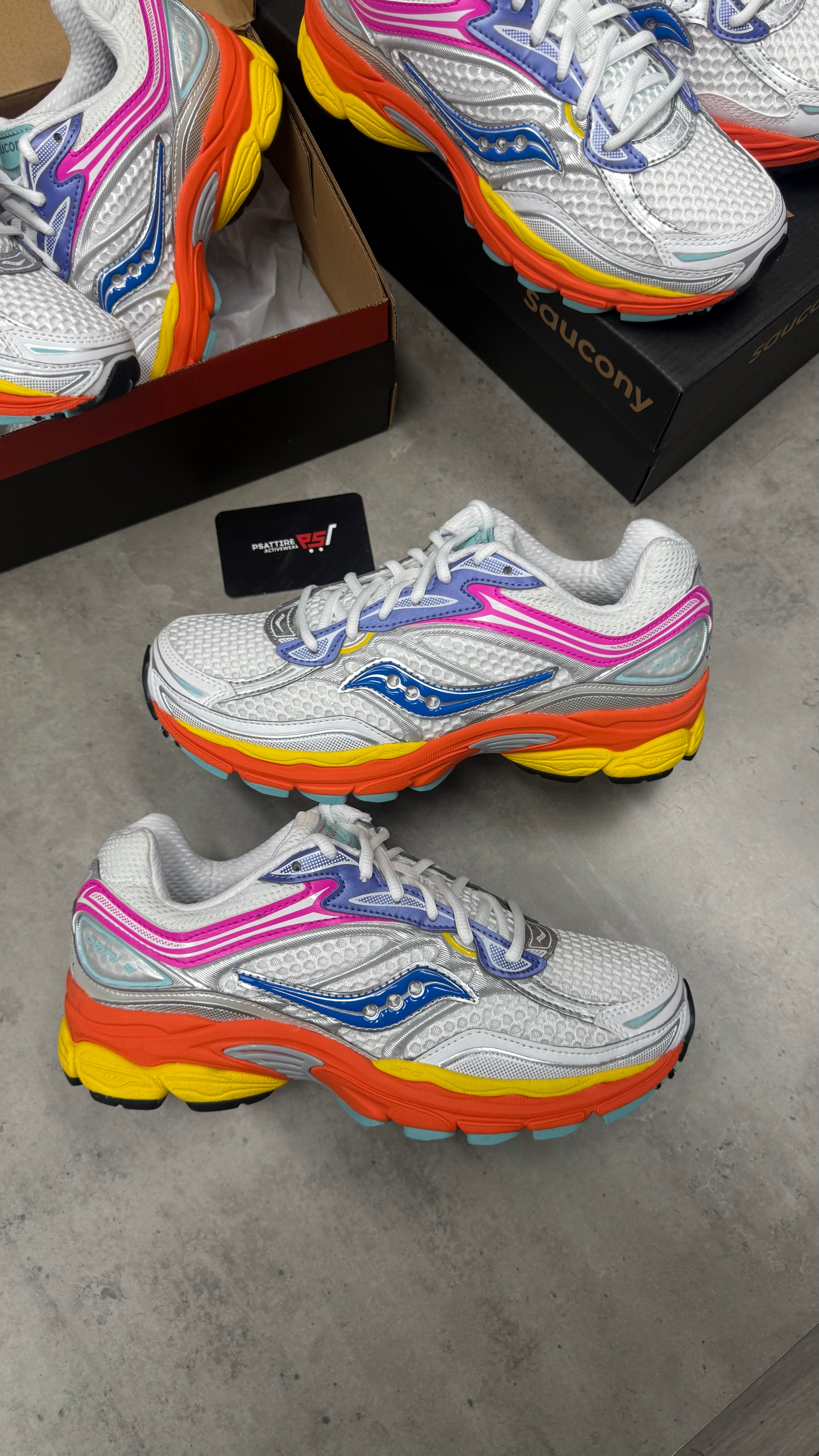 Saucony Progrid Omni 9 ‘White / Multi’