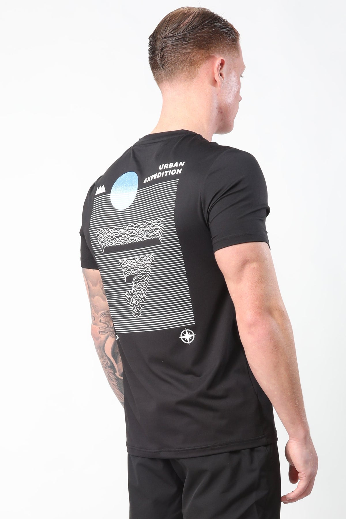 GRIID EXPLORE TEE - BLACK