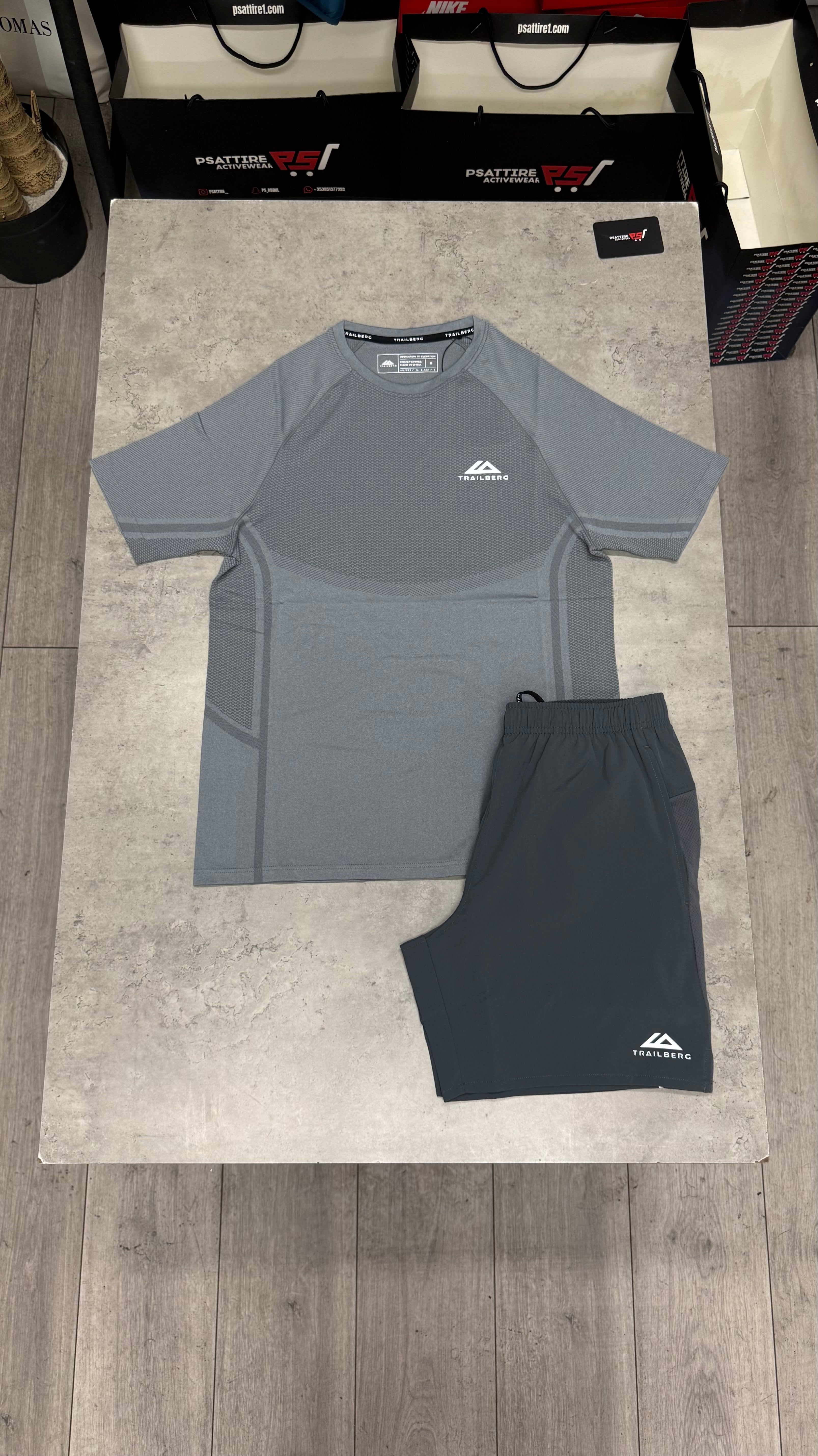 Trailberg Cloud Twinset ‘Grey’