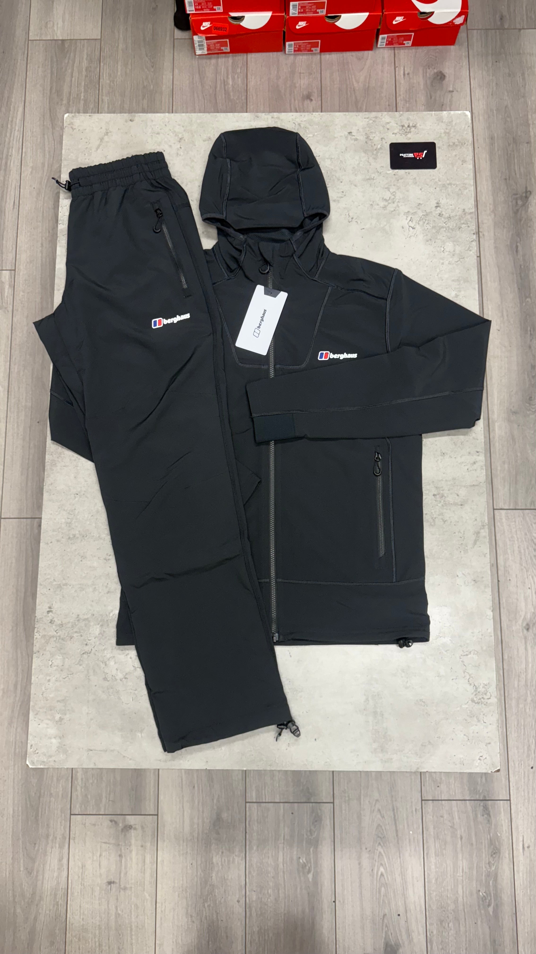 Berghaus Greenbank Tracksuit ‘Black’