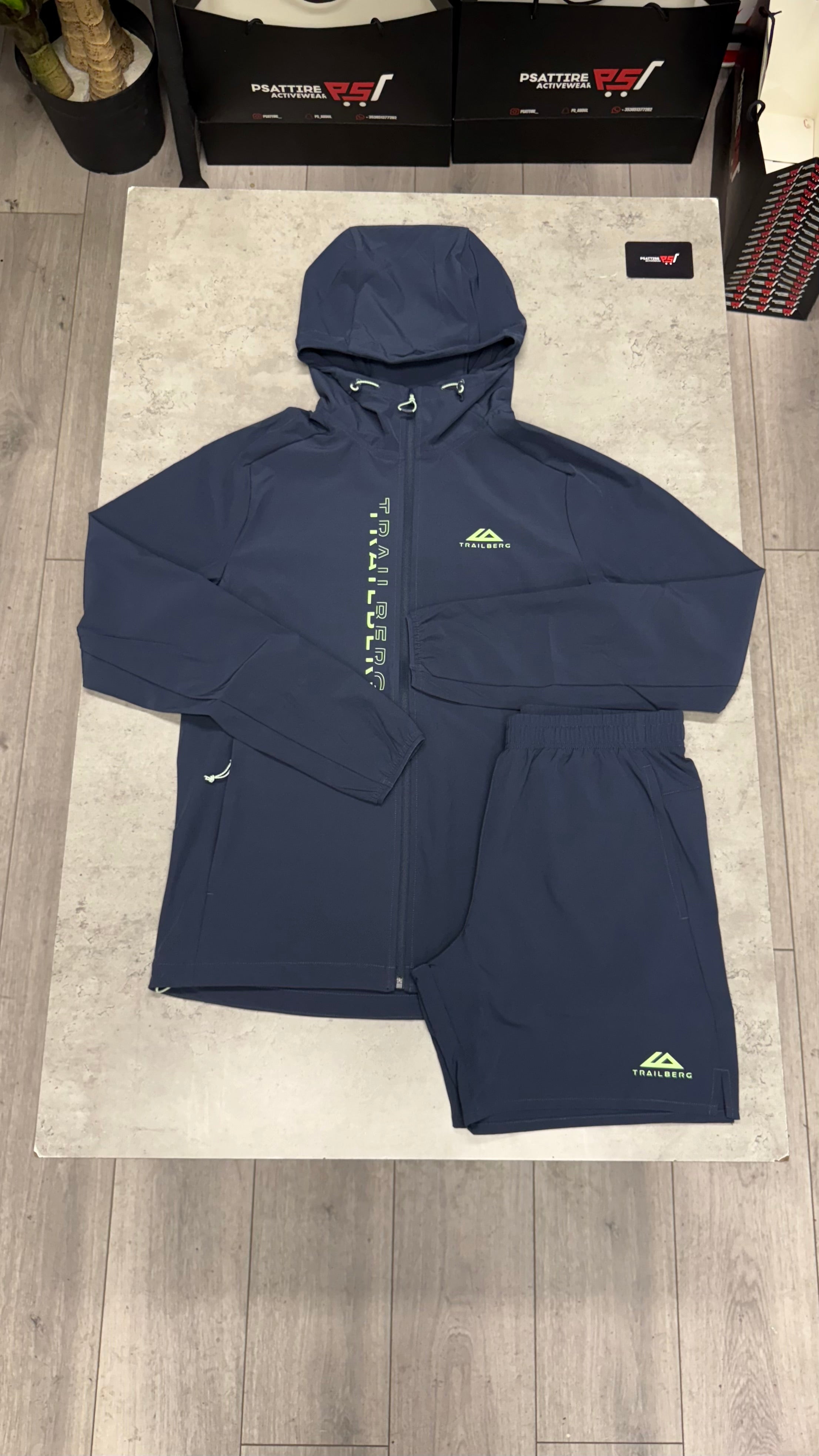 Trailberg Crest Windset ‘Deep Ocean’