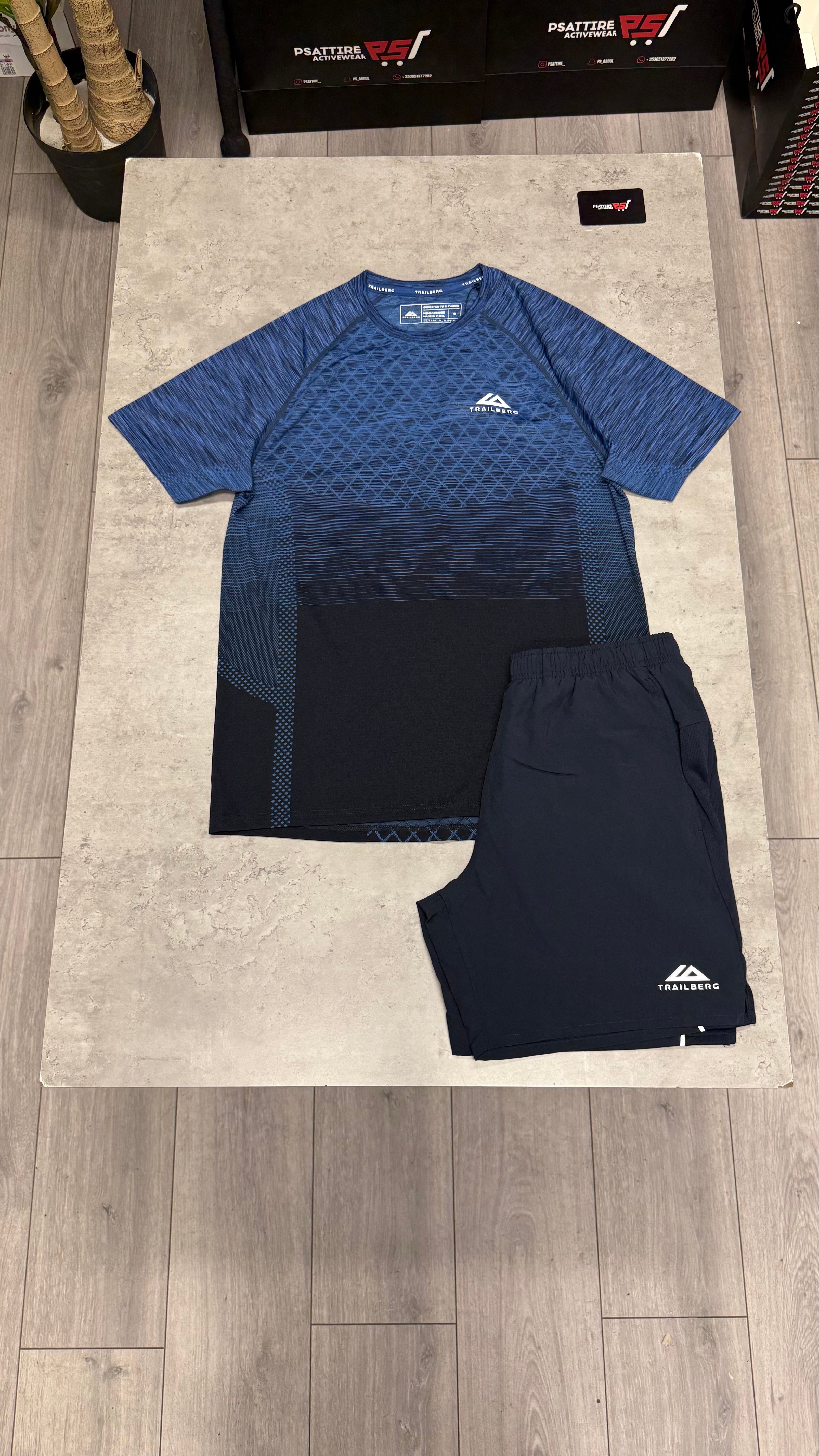 Trailberg Stride Seamless Twinset ‘Deep Ocean’