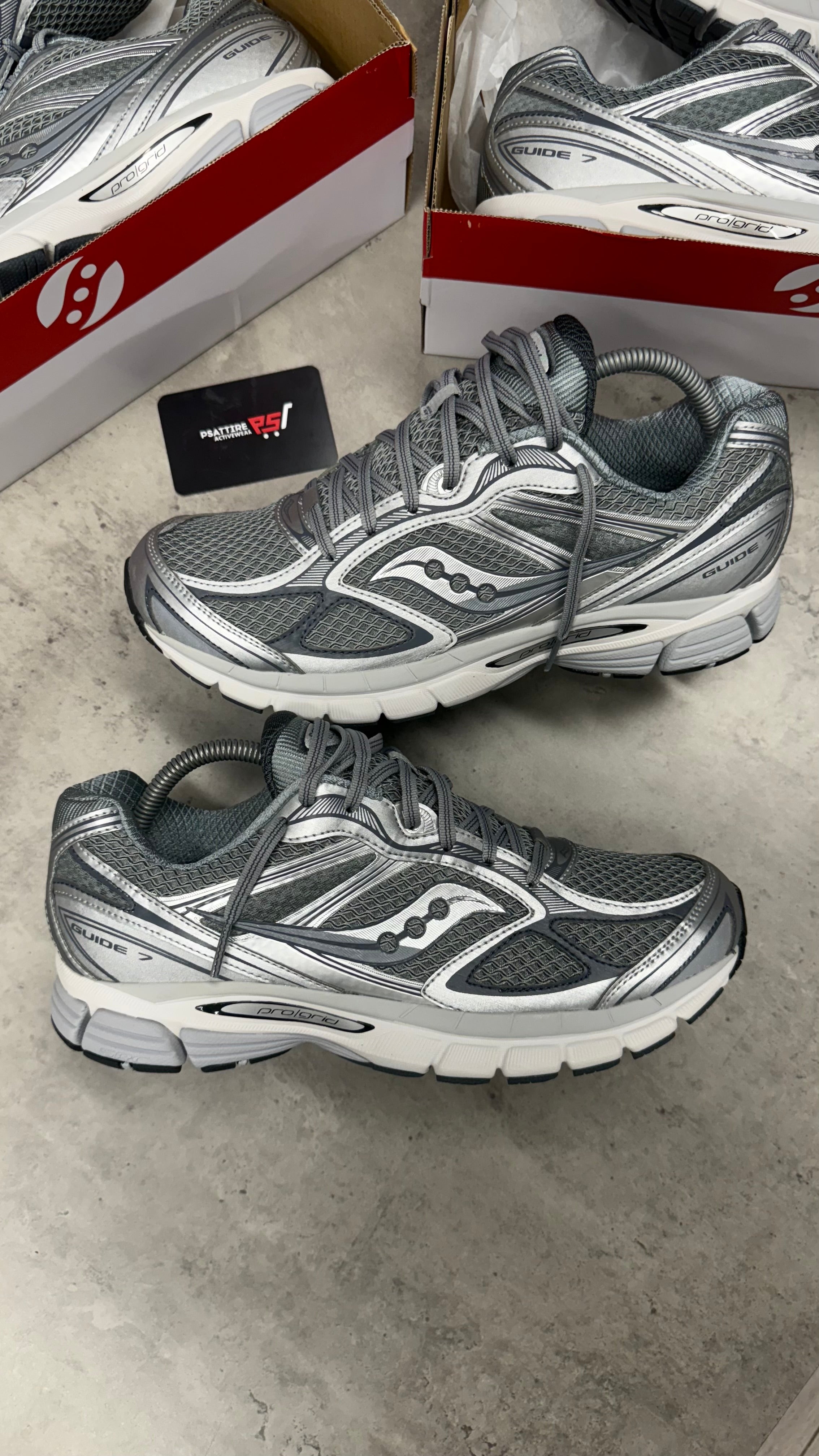 Saucony Trainers ‘Grey White’