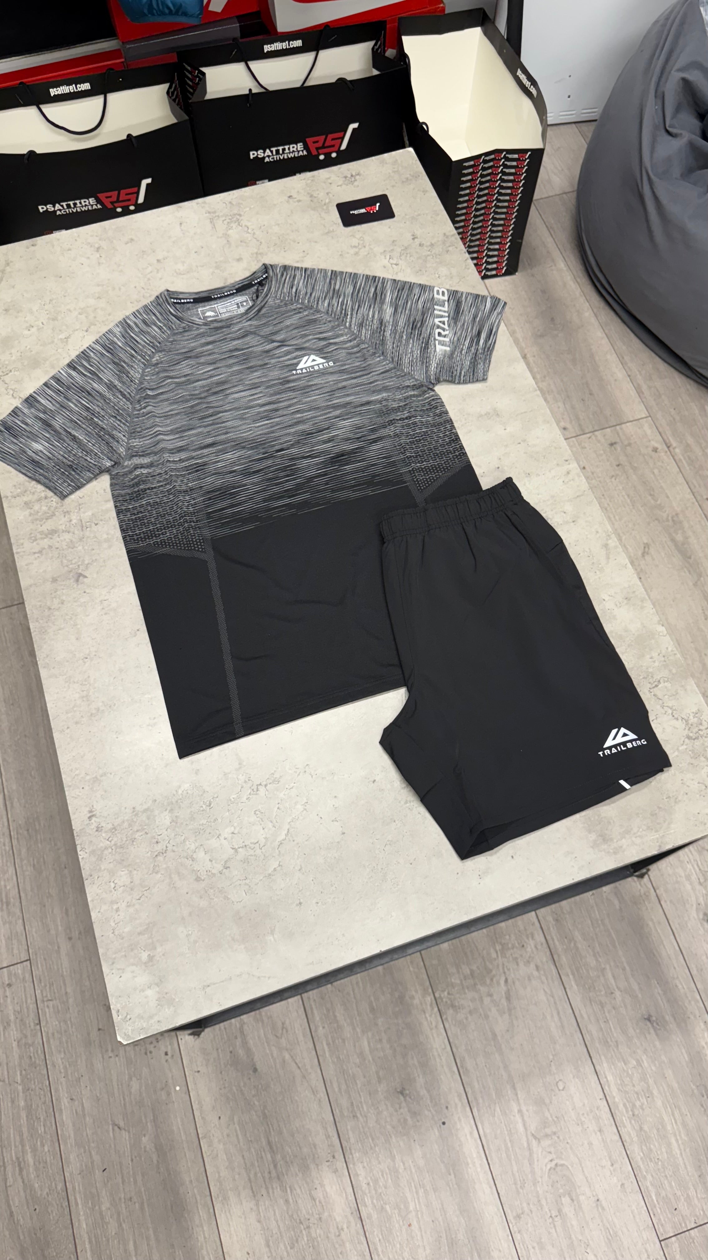 Trailberg Arc Seamless Twinset ‘Black’