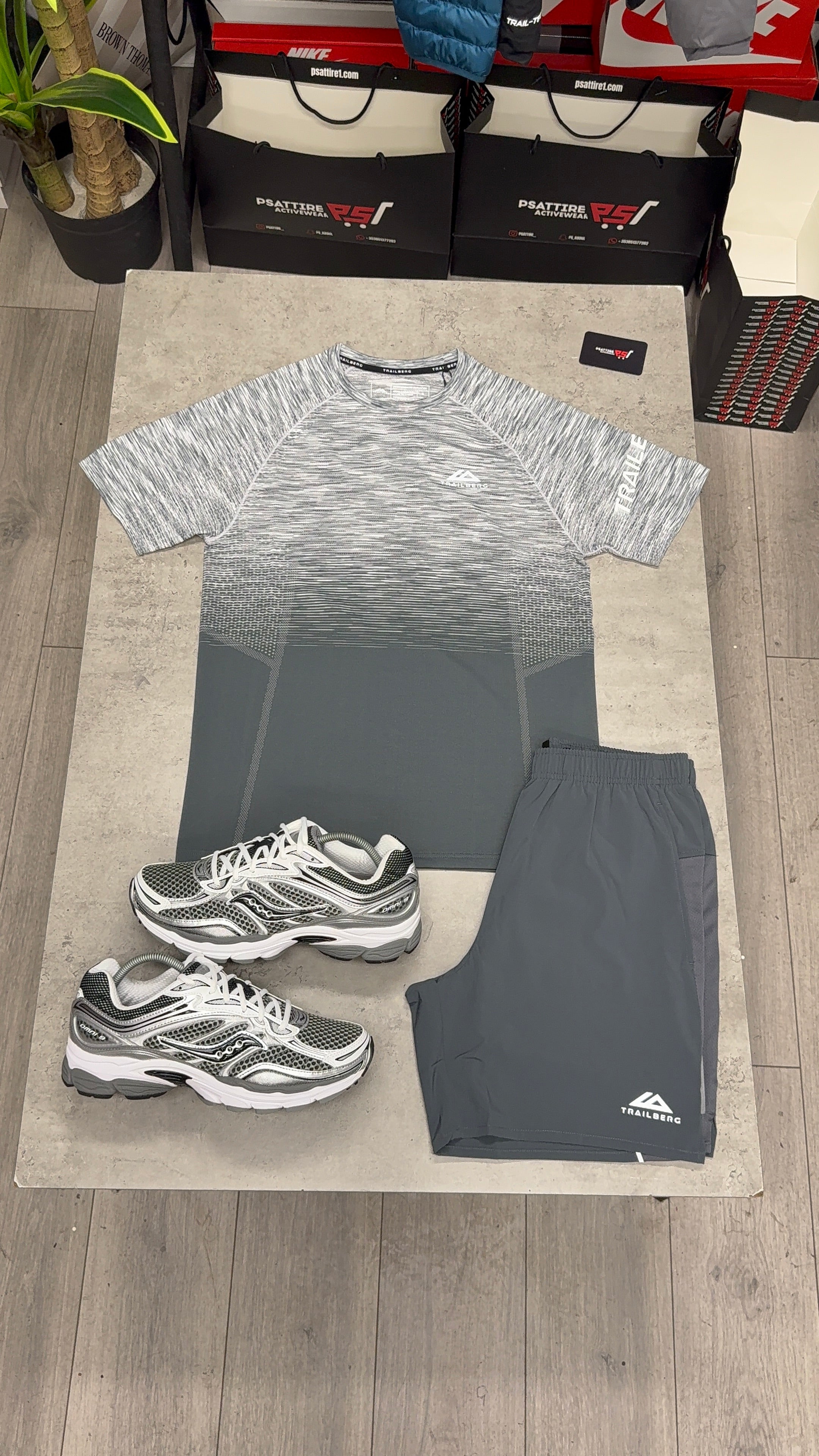 Trailberg Arc Seamless Twinset ‘Graphite Grey’