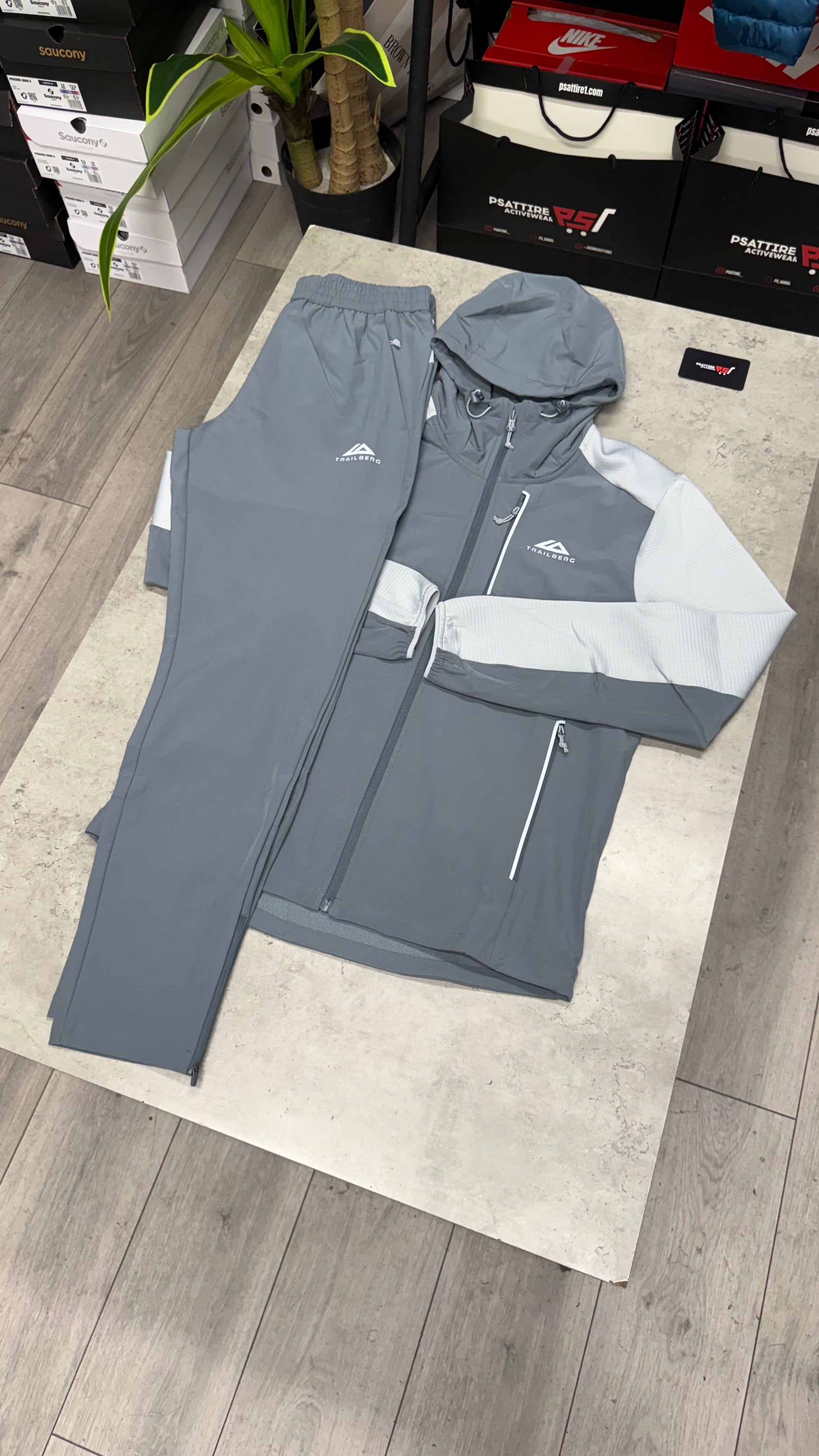 Trailberg Rapid Dash 3.0 Tracksuit ‘Ash Grey / Lunar Grey’