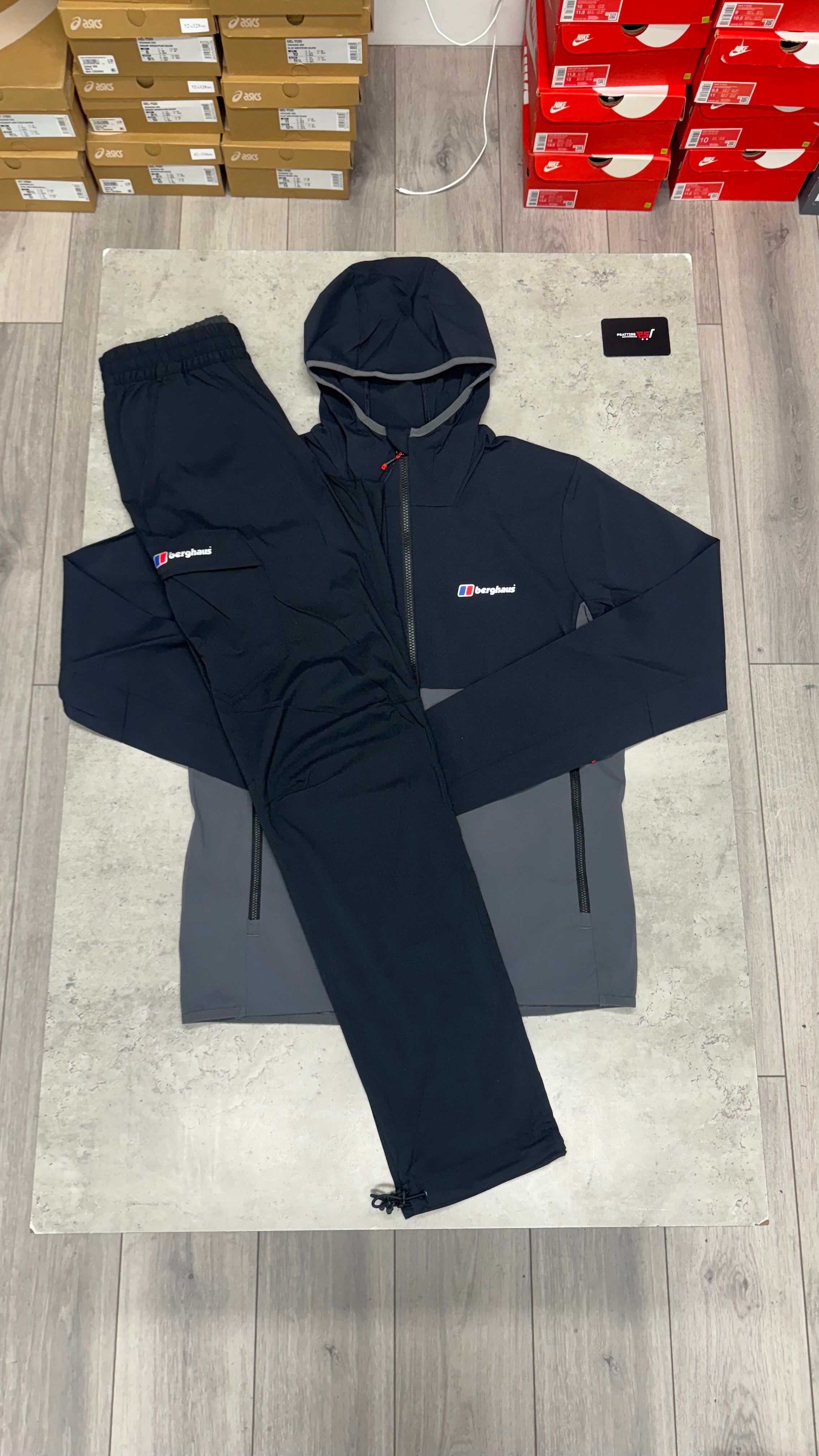 Berghaus Tracksuit ‘Black Grey’