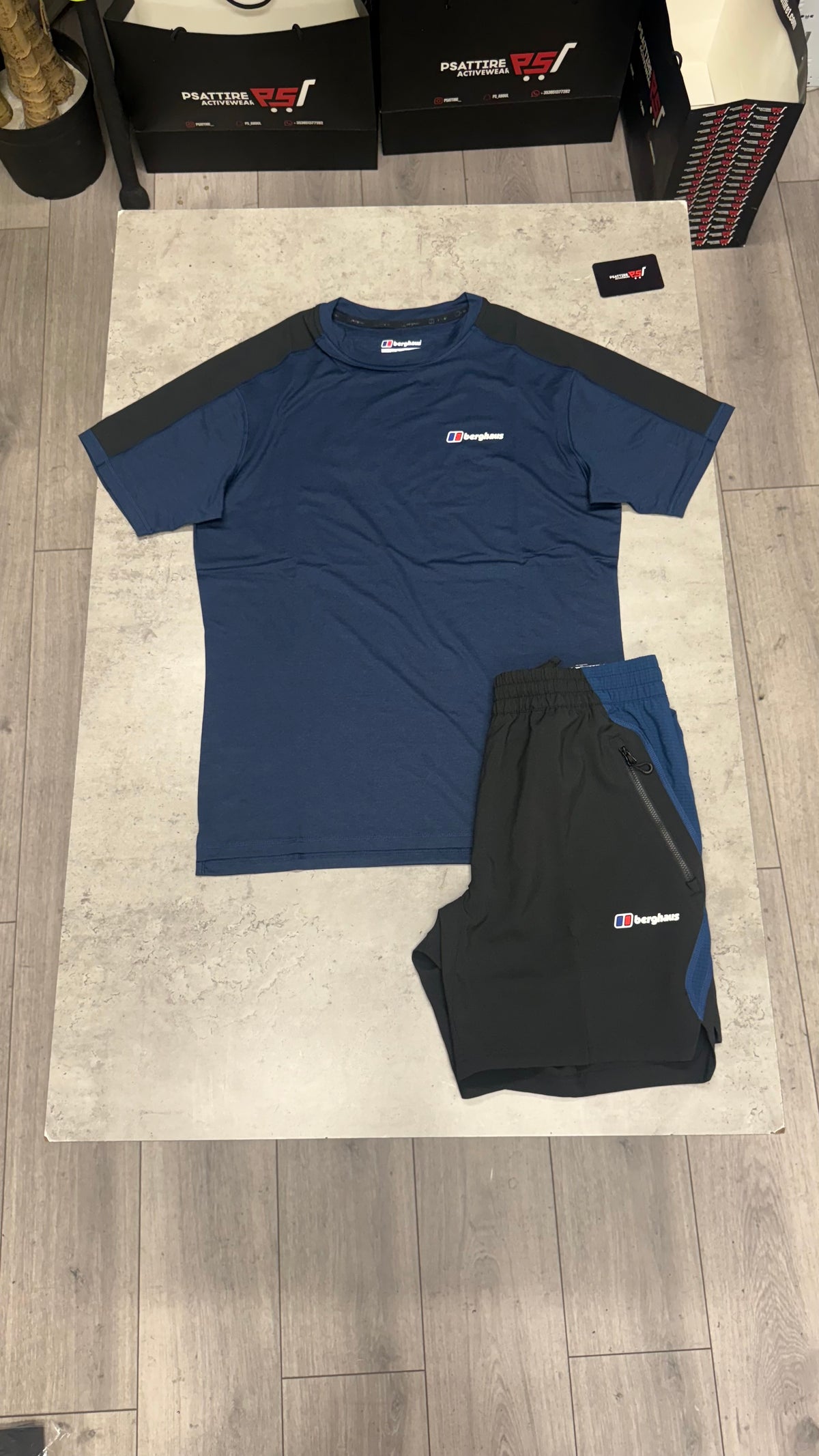 Berghaus Wavertree Twinset ‘Black / Blue’