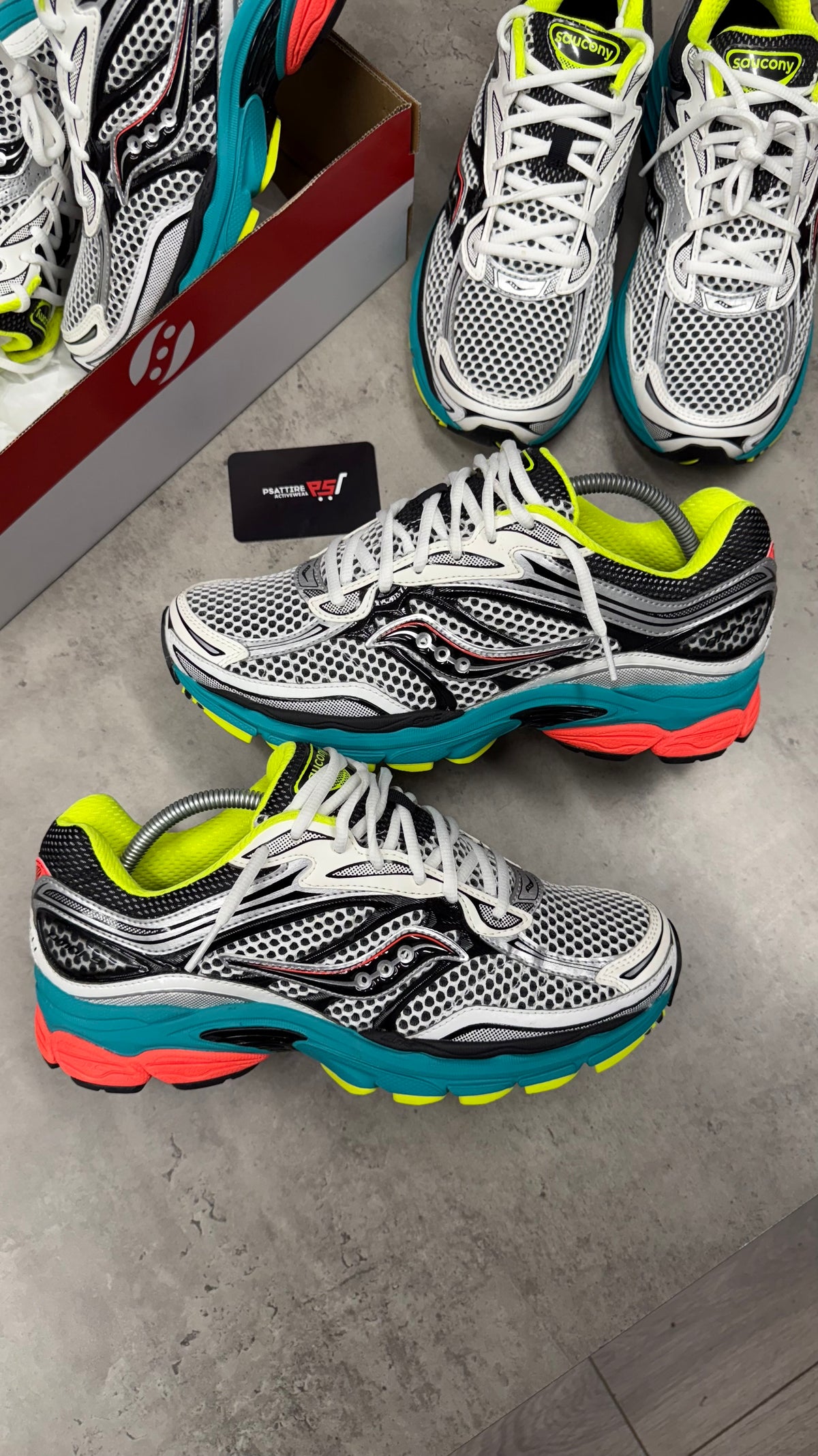 Saucony Pro Grid Omni 9 ‘Silver / Mutant’