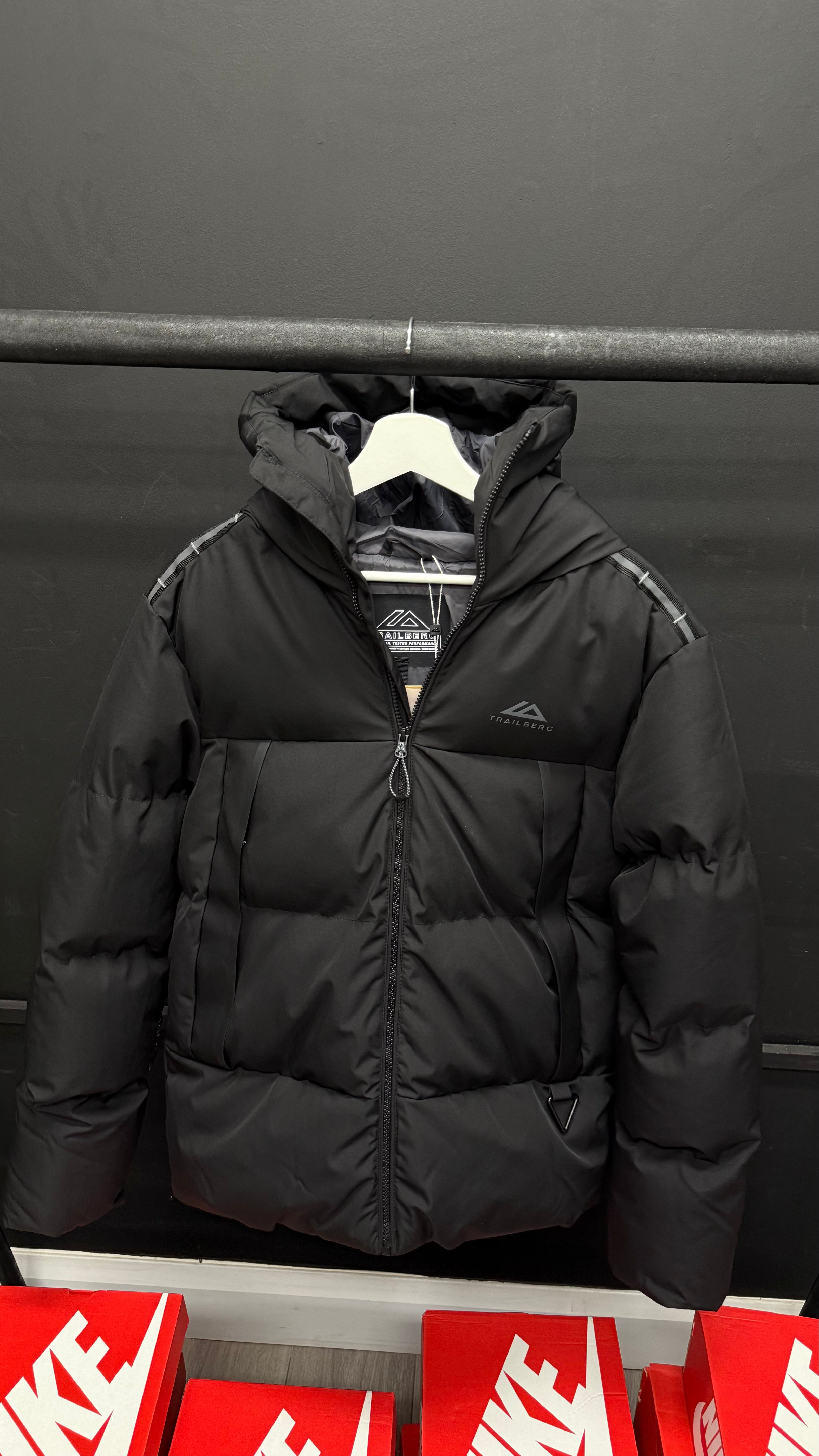 Trailberg Laax Puffer ‘Black’