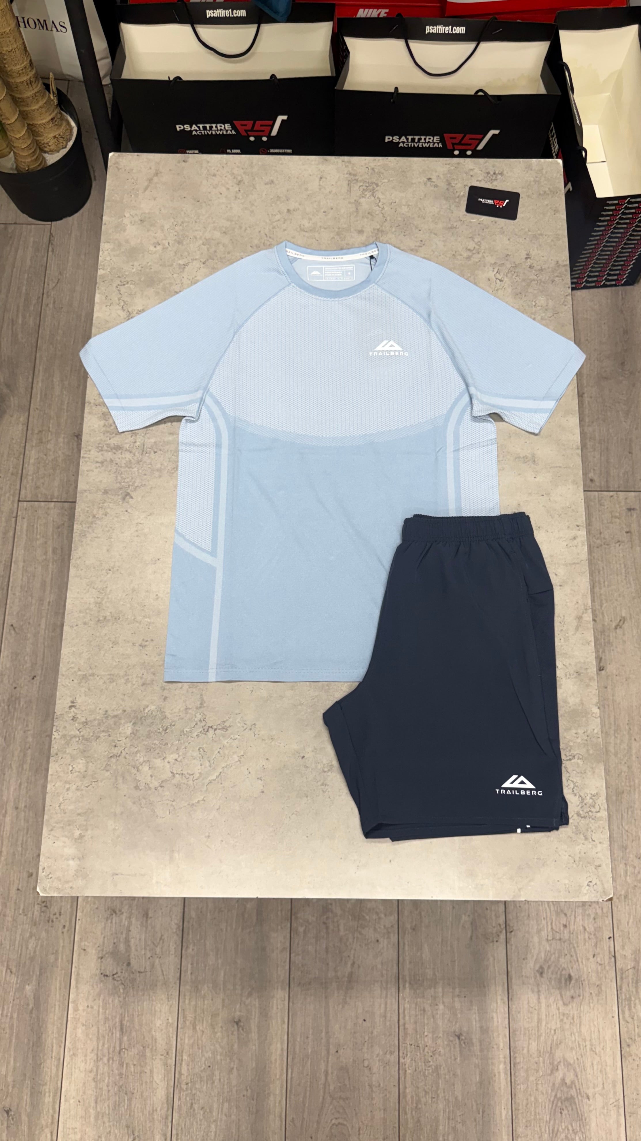 Trailberg Cloud Twinset ‘Light Blue’