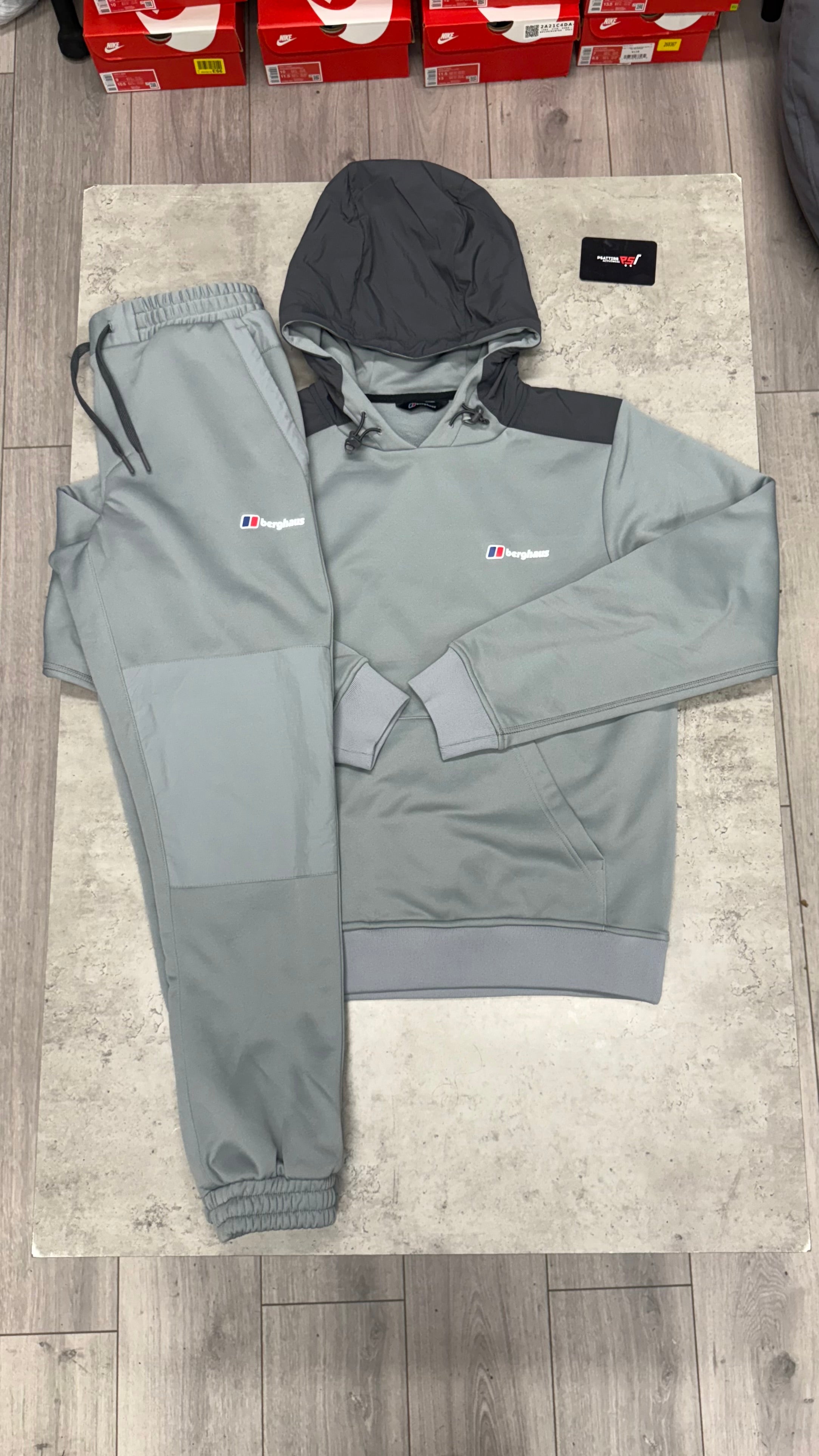 Berghaus Vangar Tracksuit ‘Grey’