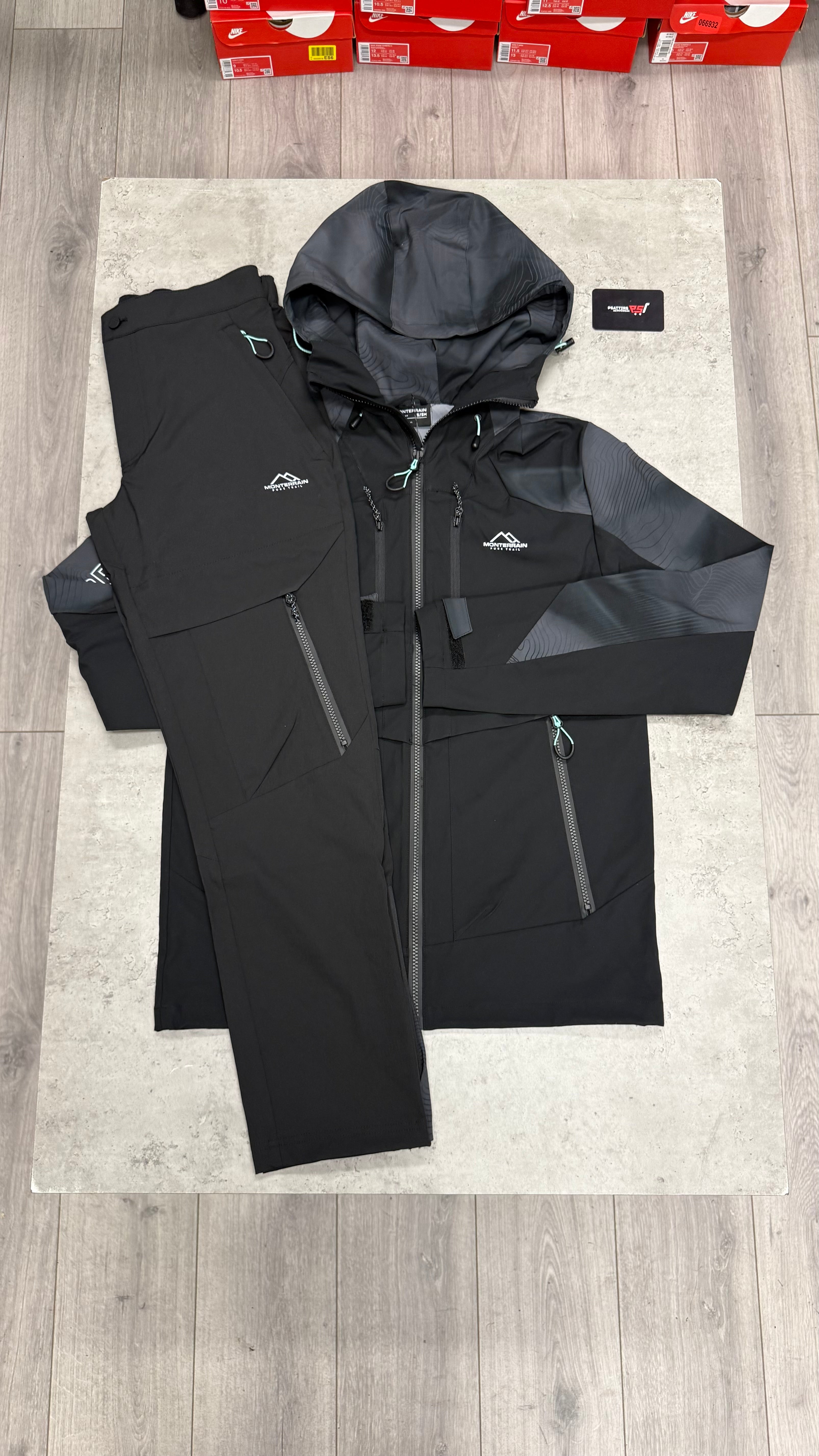 Monterrain Density Tracksuit ‘Black’
