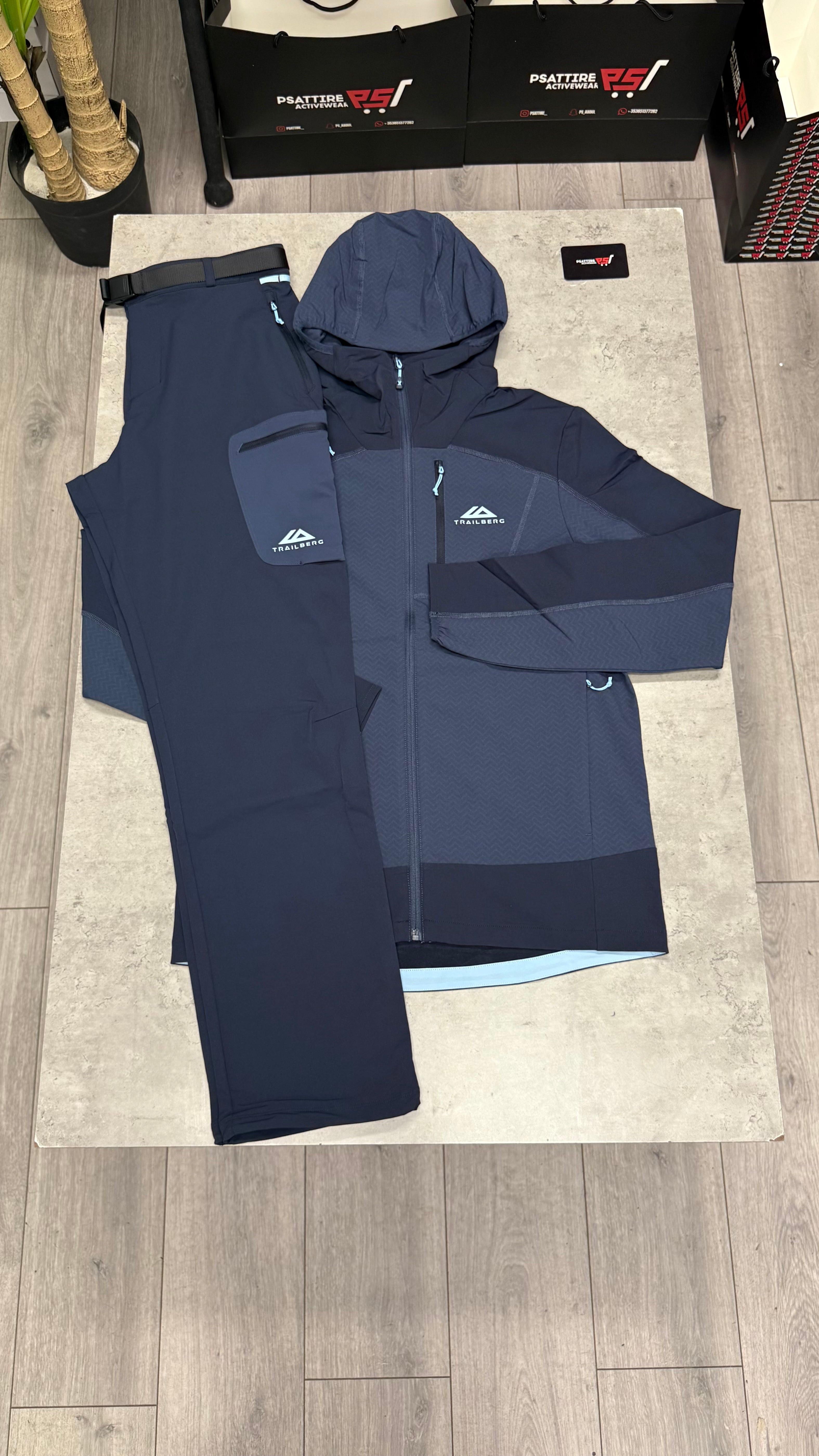 Trailberg Caldera Gridded Fleece Tracksuit ‘Storm Blue / Deep Ocean’
