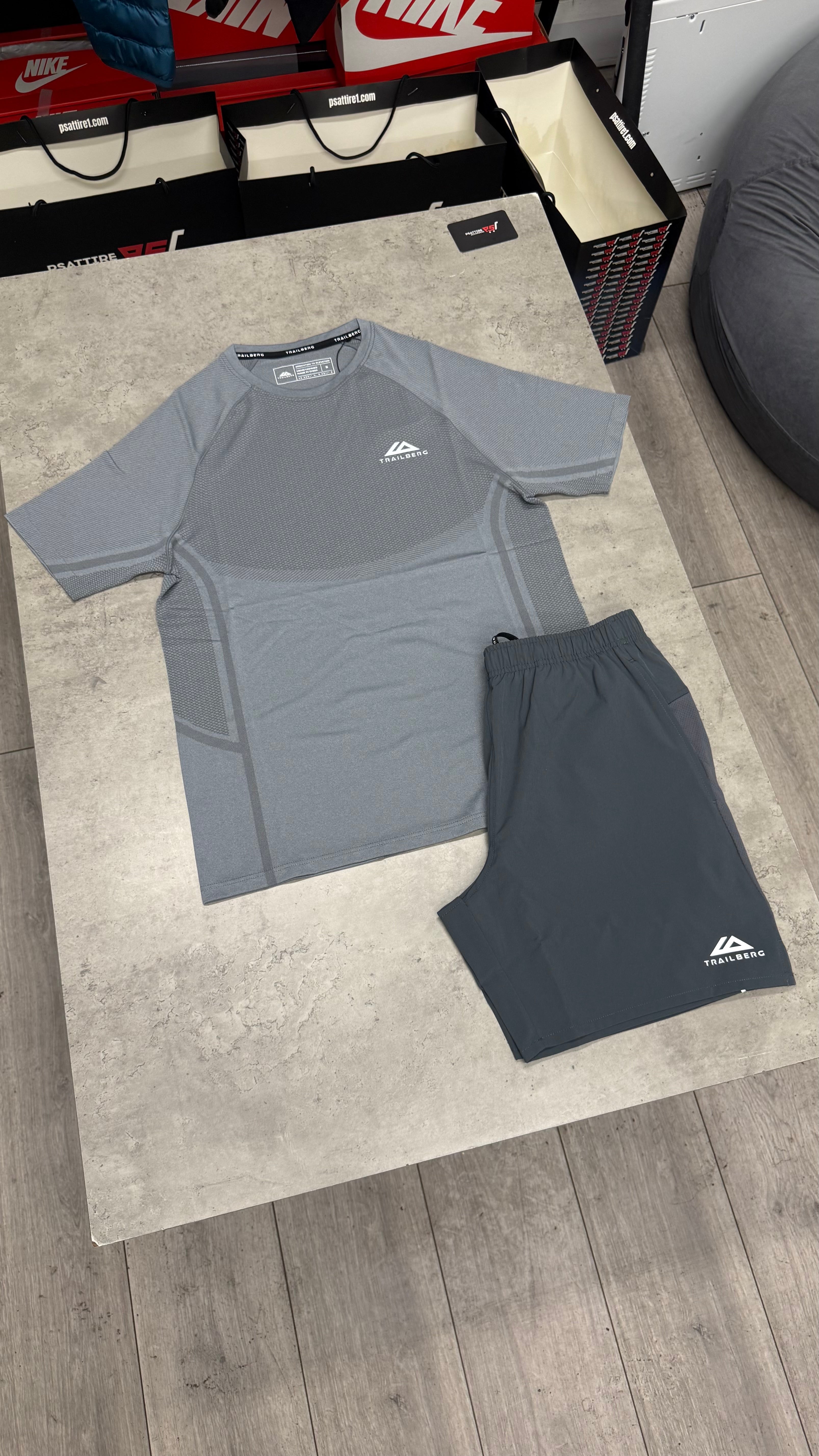 Trailberg Cloud Twinset ‘Grey’