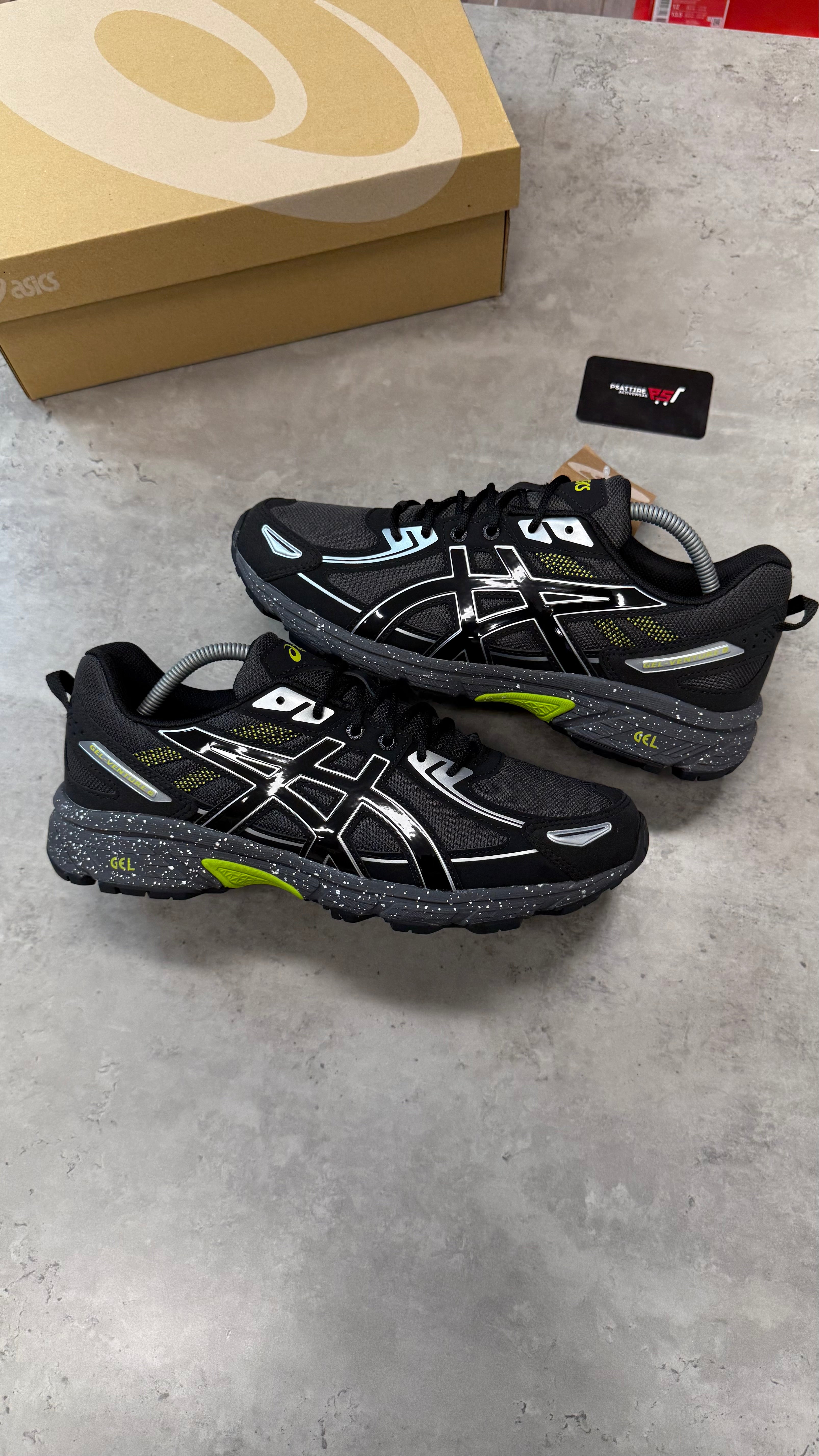 Asics Gel Venture 6 ‘Black Neon’