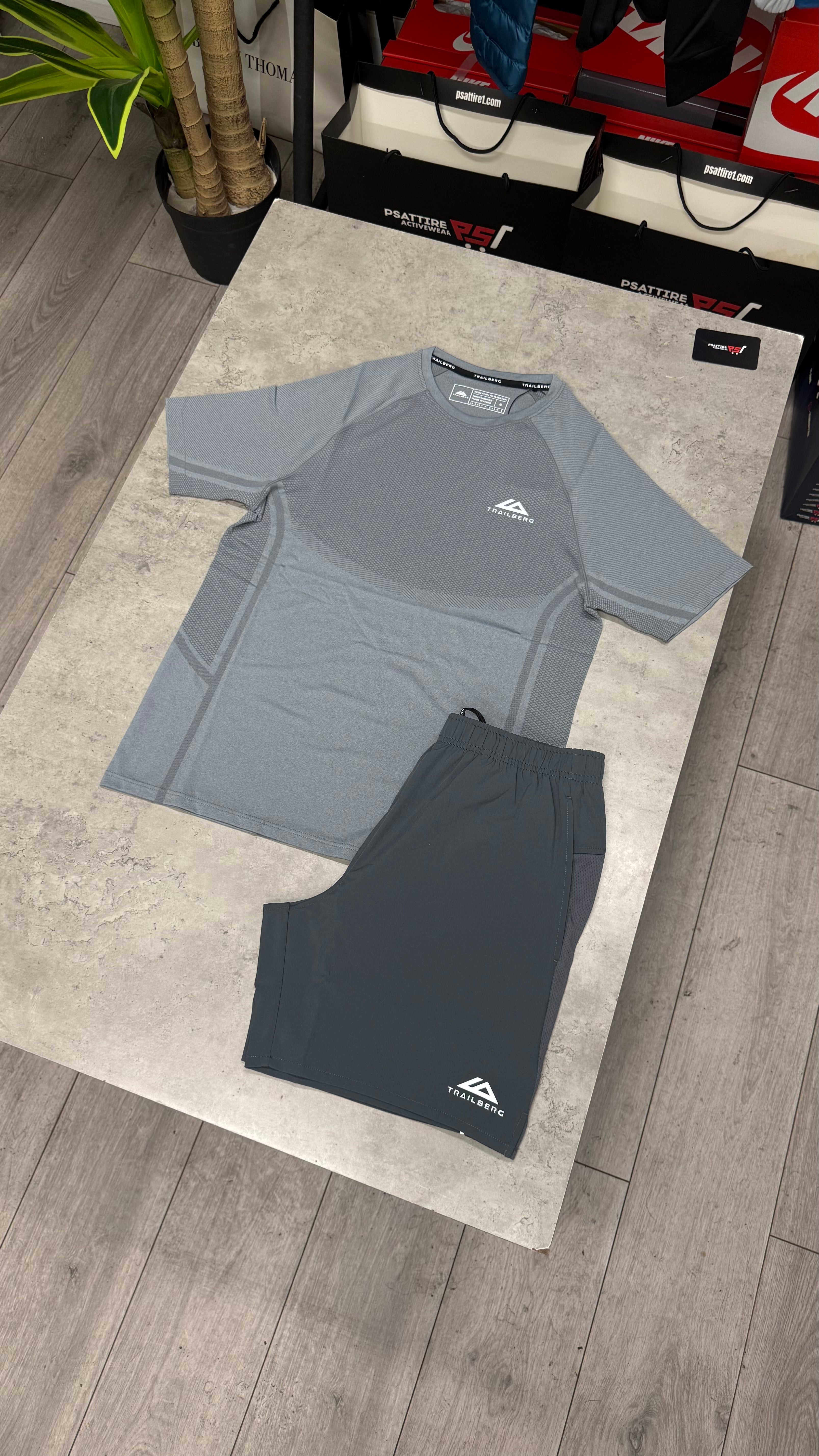 Trailberg Cloud Twinset ‘Grey’