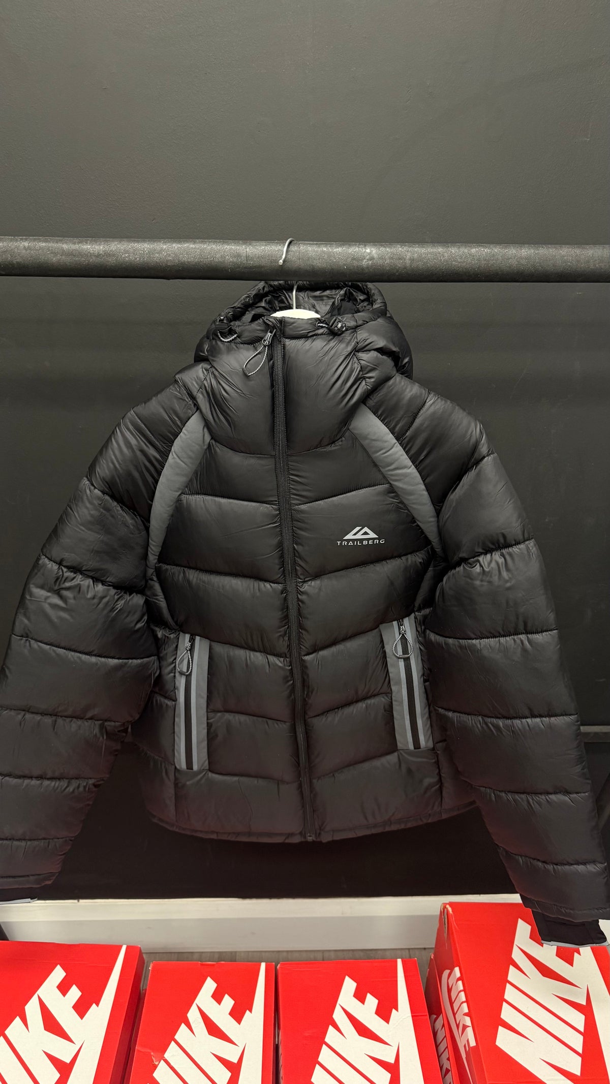Trailberg Zermat Puffer ‘Black’