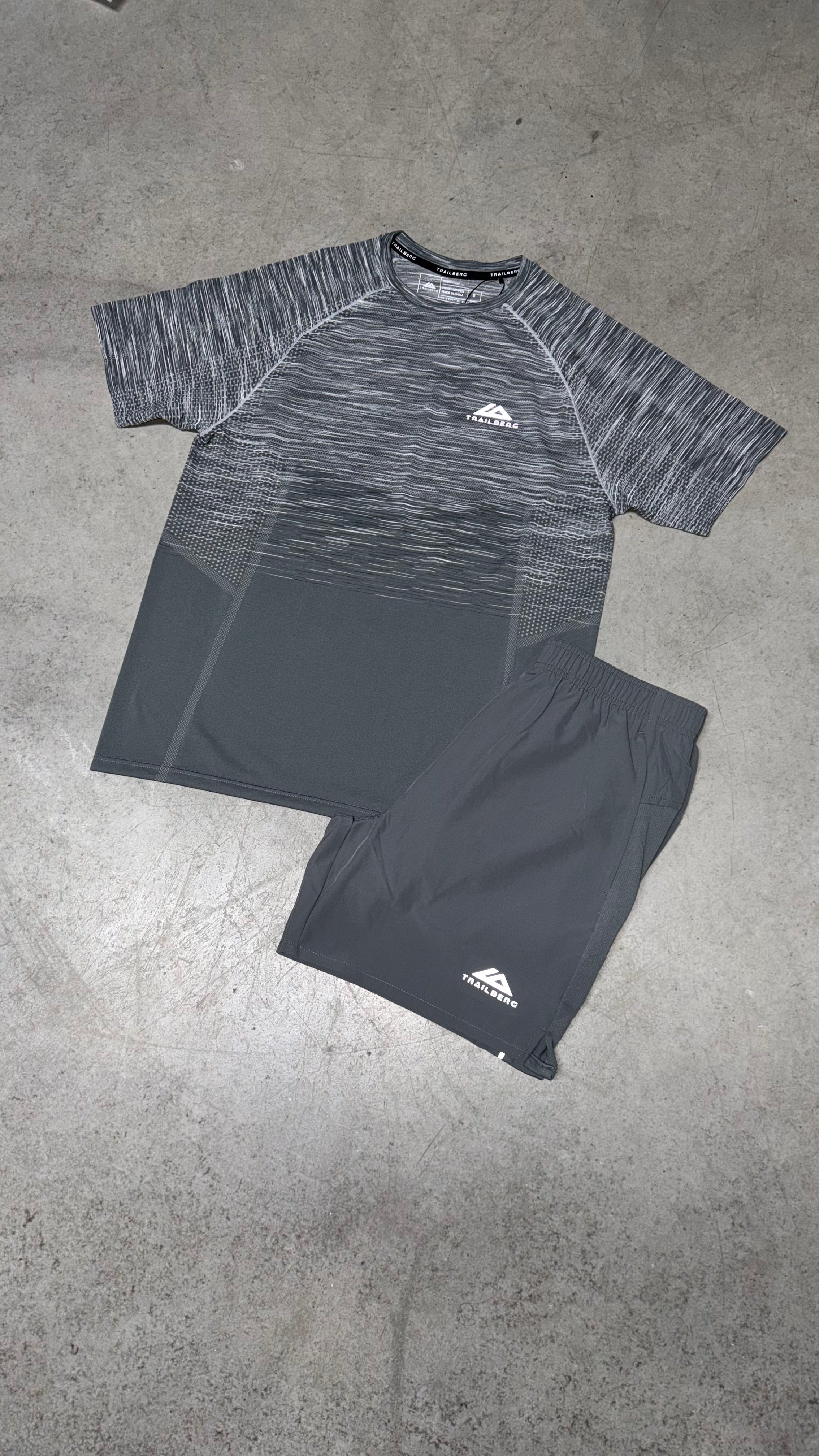 Trailberg Seamless Twinset ‘Nightfall Grey’