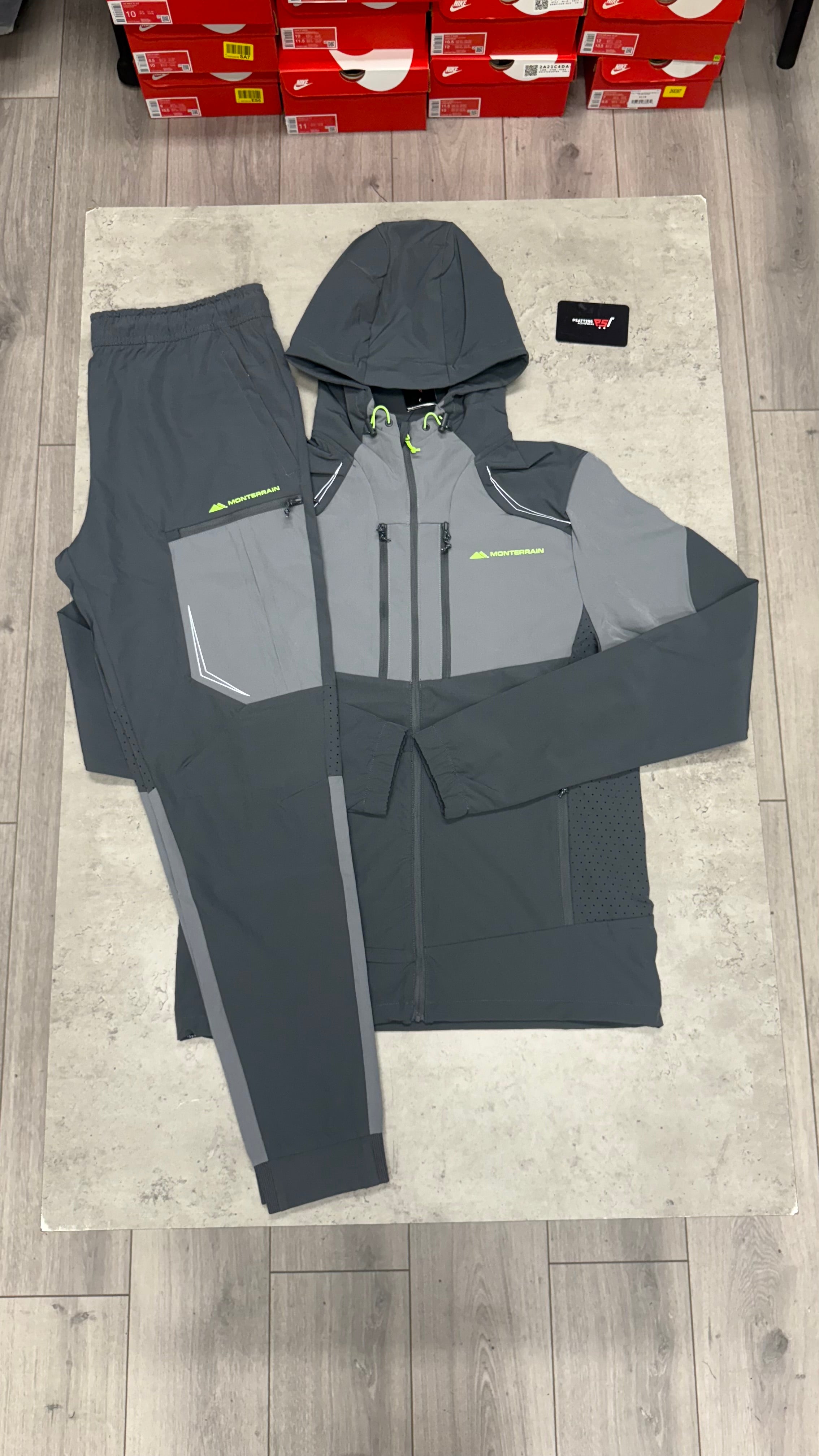 Monterrain Orbit Tracksuit ‘Grey Neon’