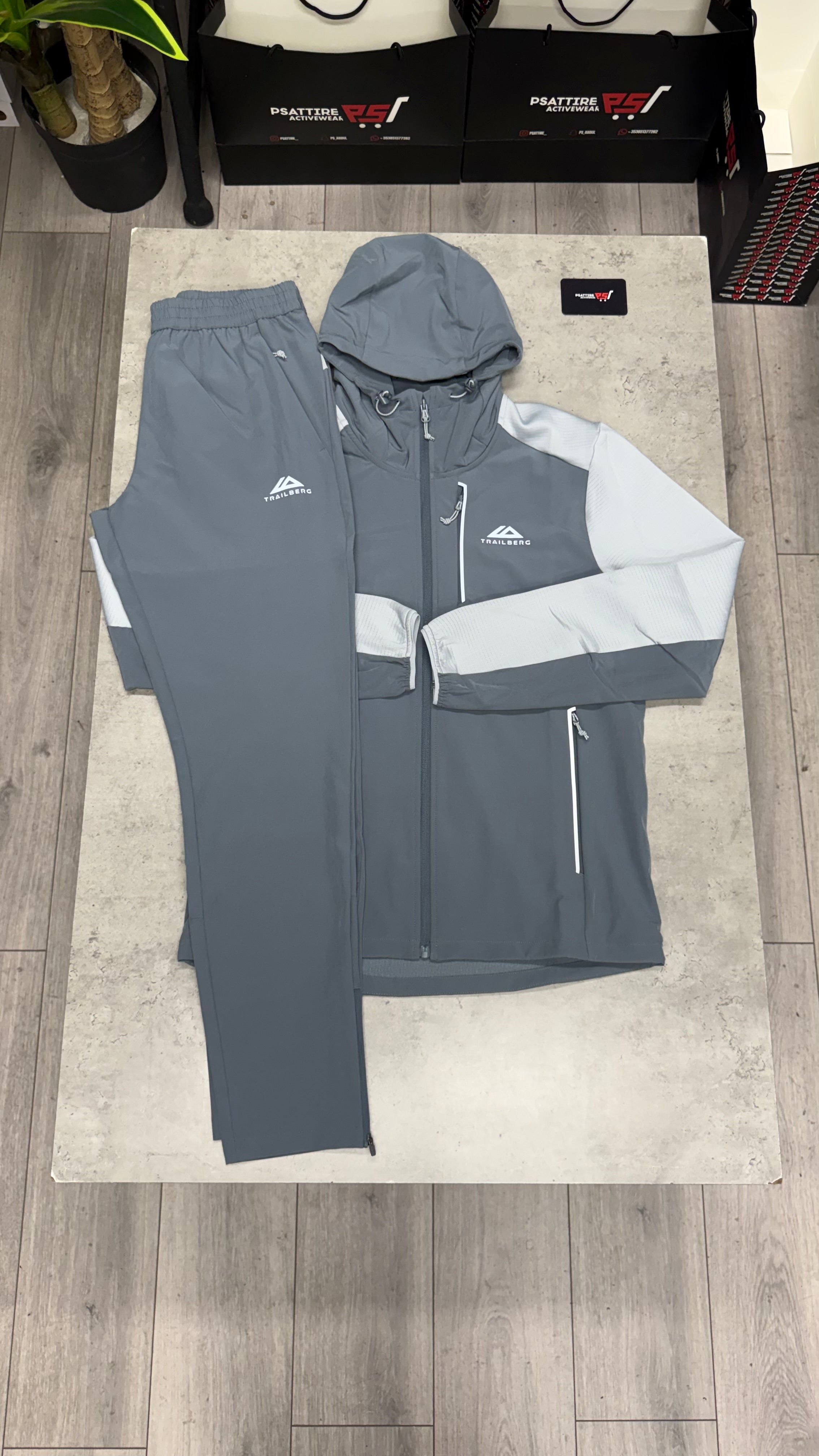 Trailberg Rapid Dash 3.0 Tracksuit ‘Ash Grey / Lunar Grey’