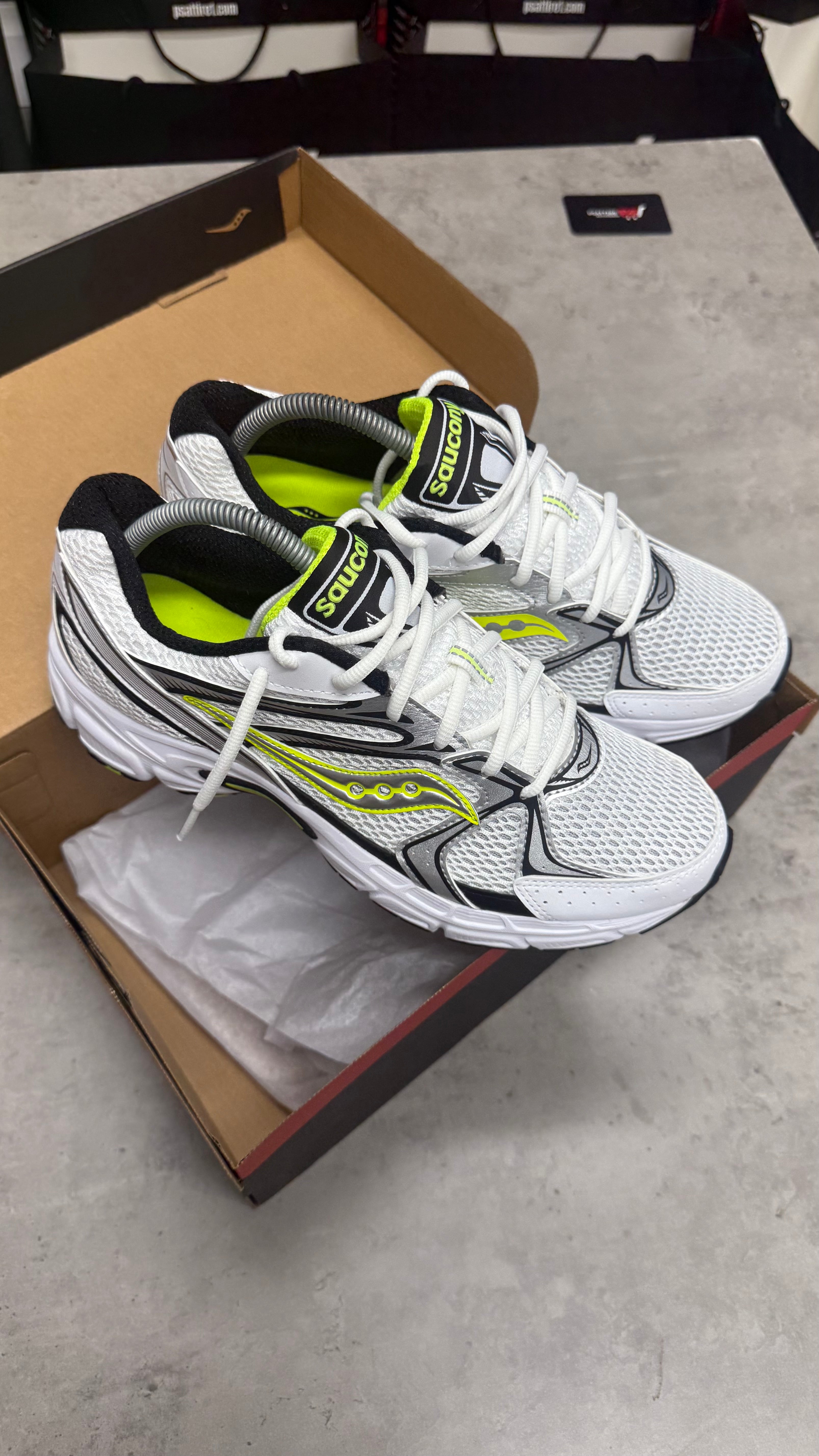 Saucony Ride Millenium ‘White / Neon’