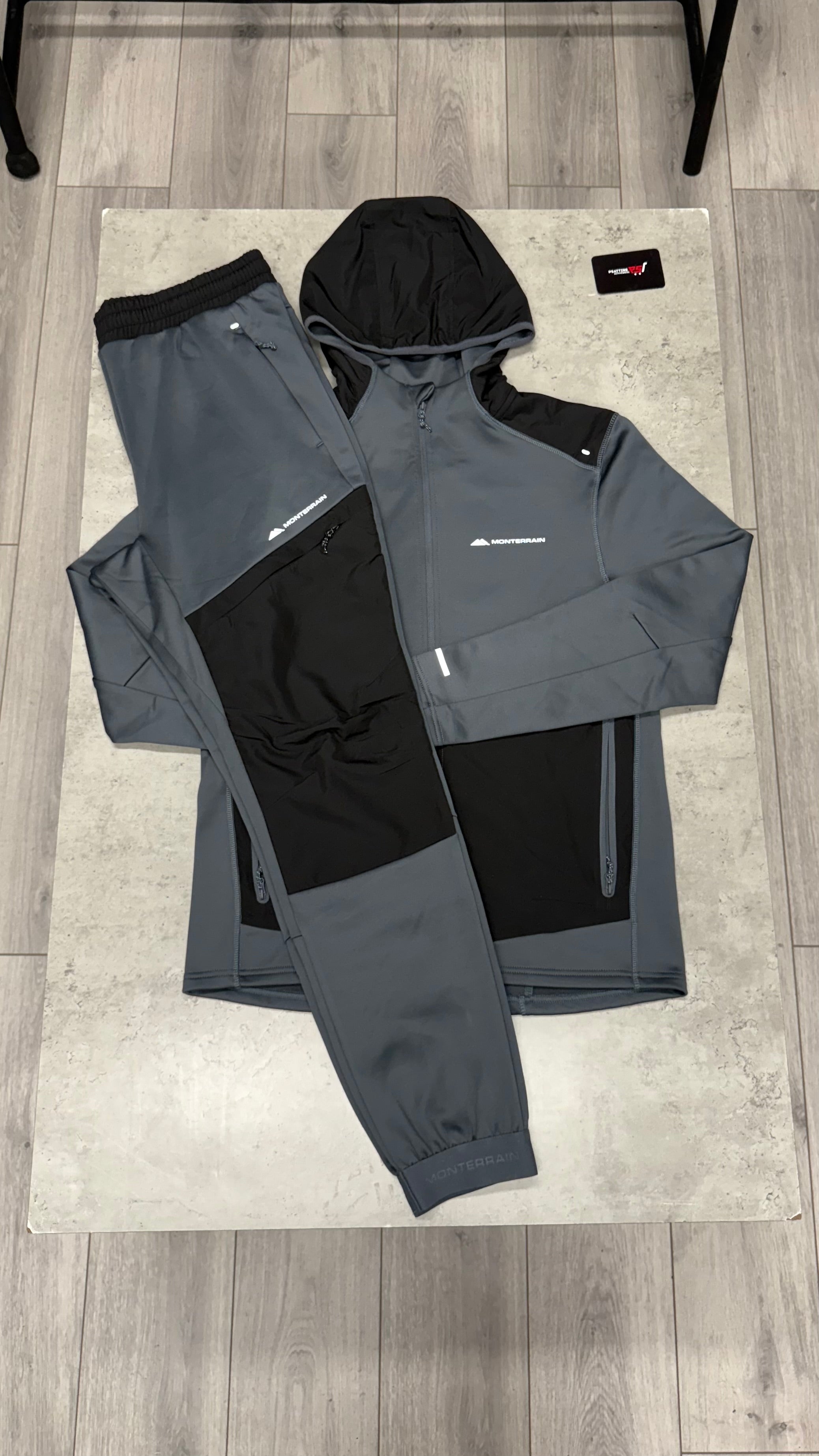 Monterrain Explorer Tracksuit ‘Grey Black’