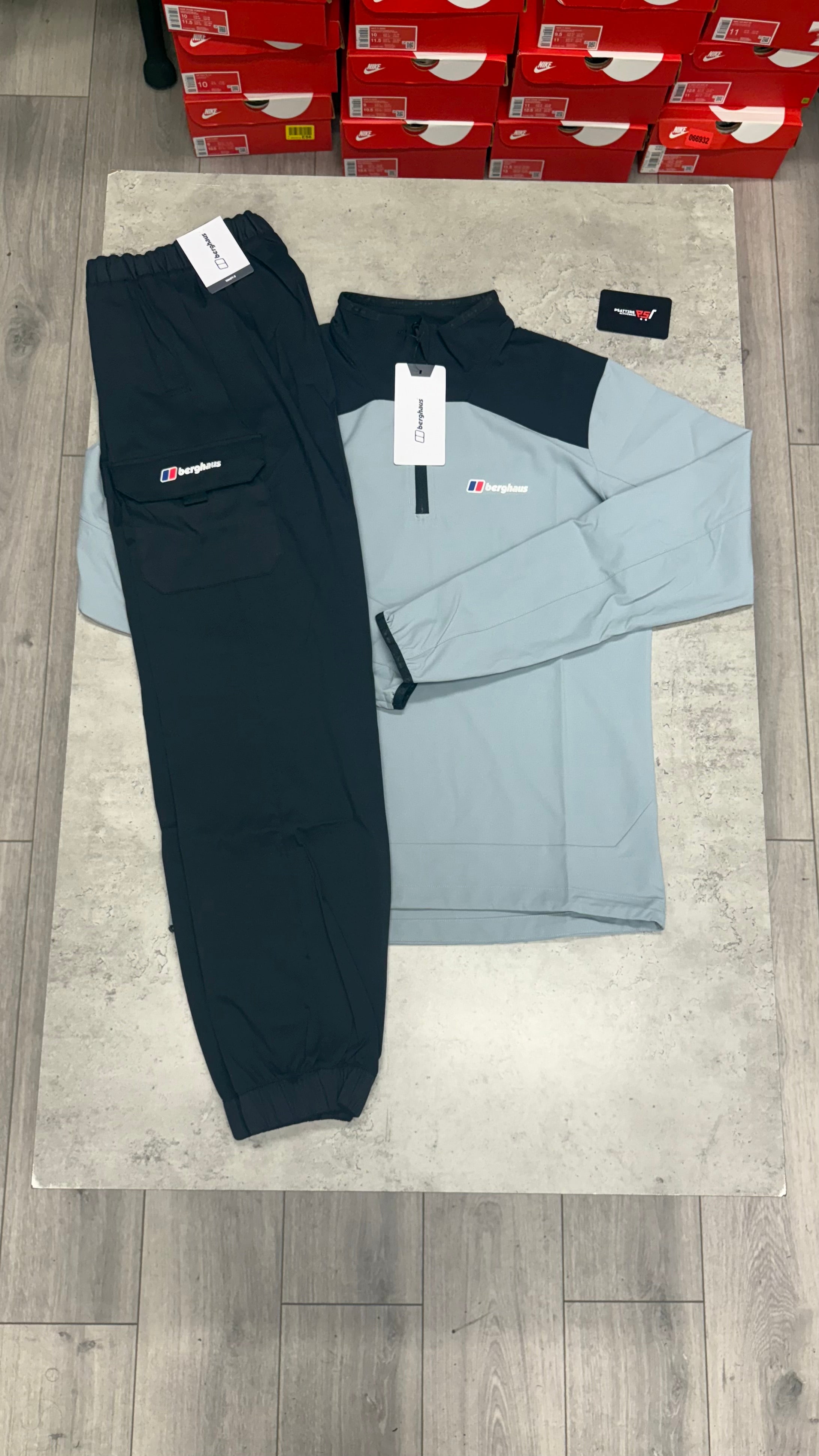 Berghaus 1/4 Zip Tracksuit ‘Grey’