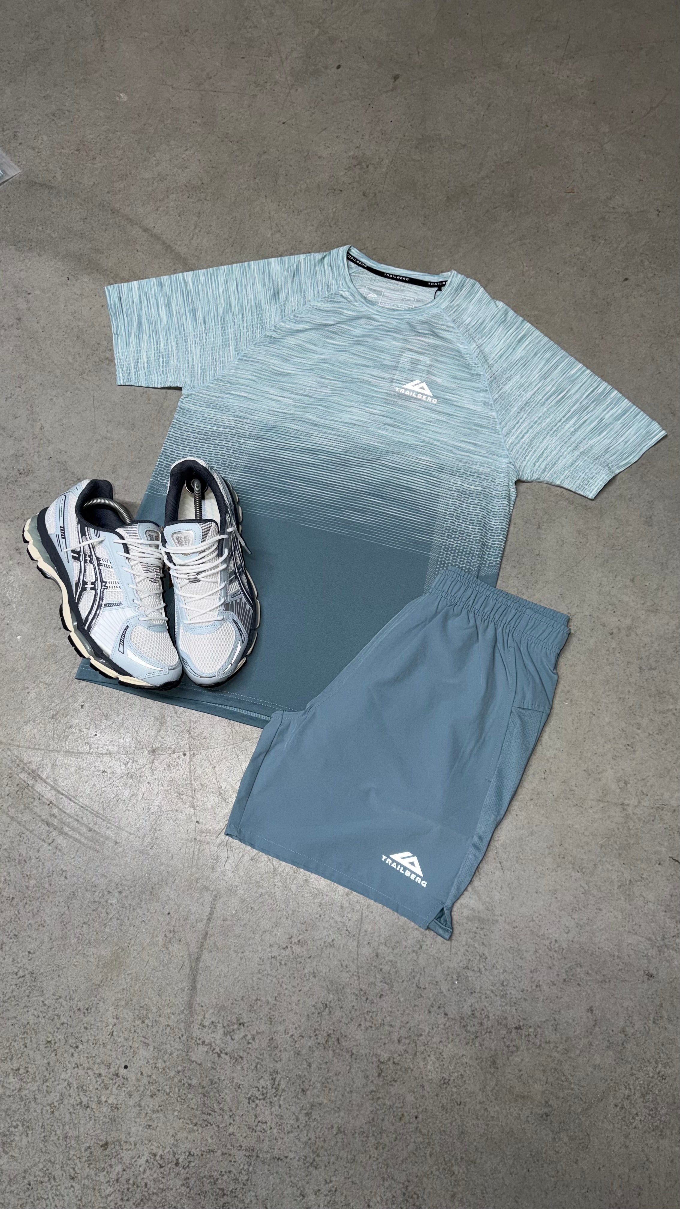 Trailberg Seamless Twinset ‘Frosted Blue’