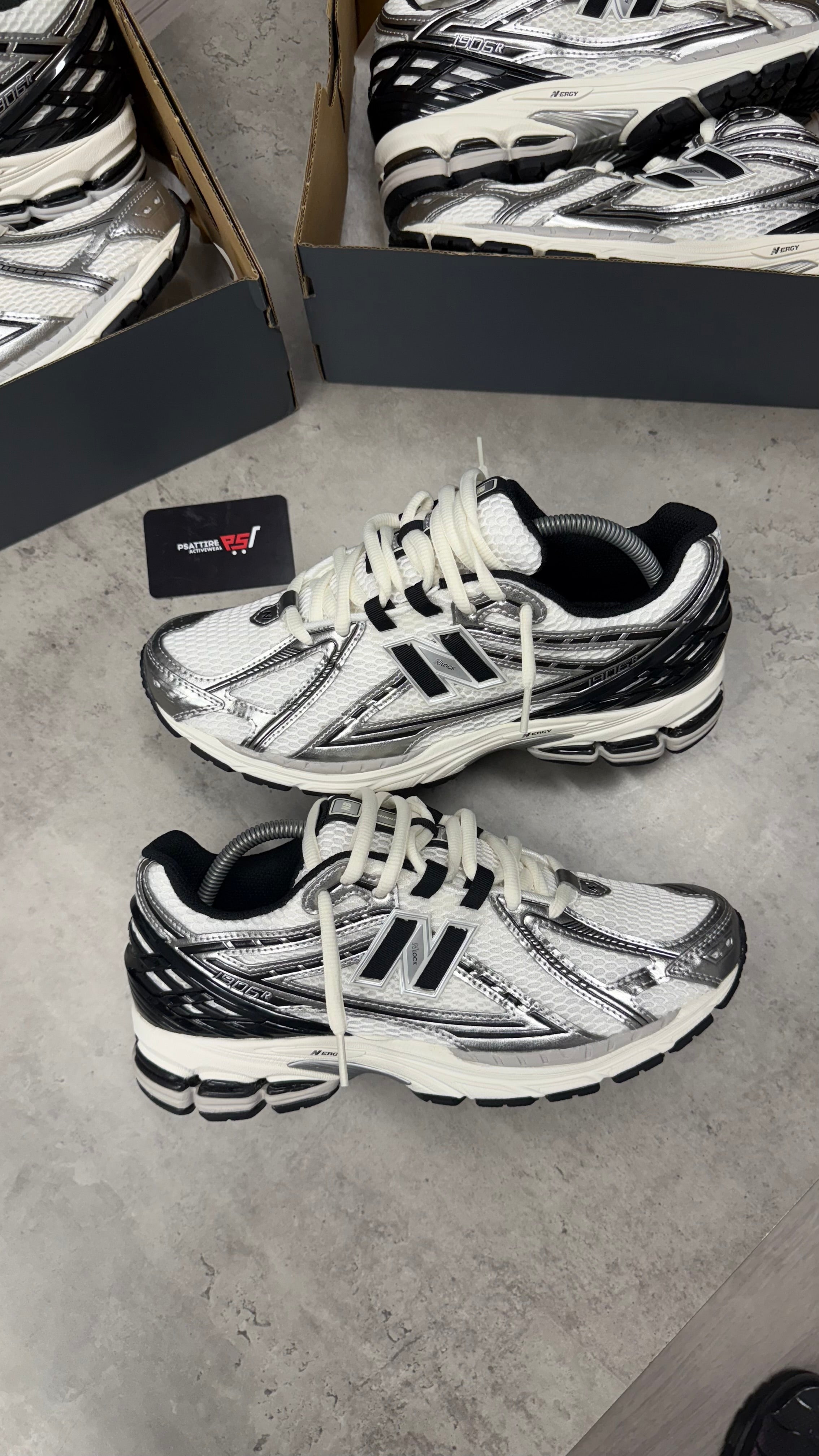 New Balance 1906R ‘White Black’