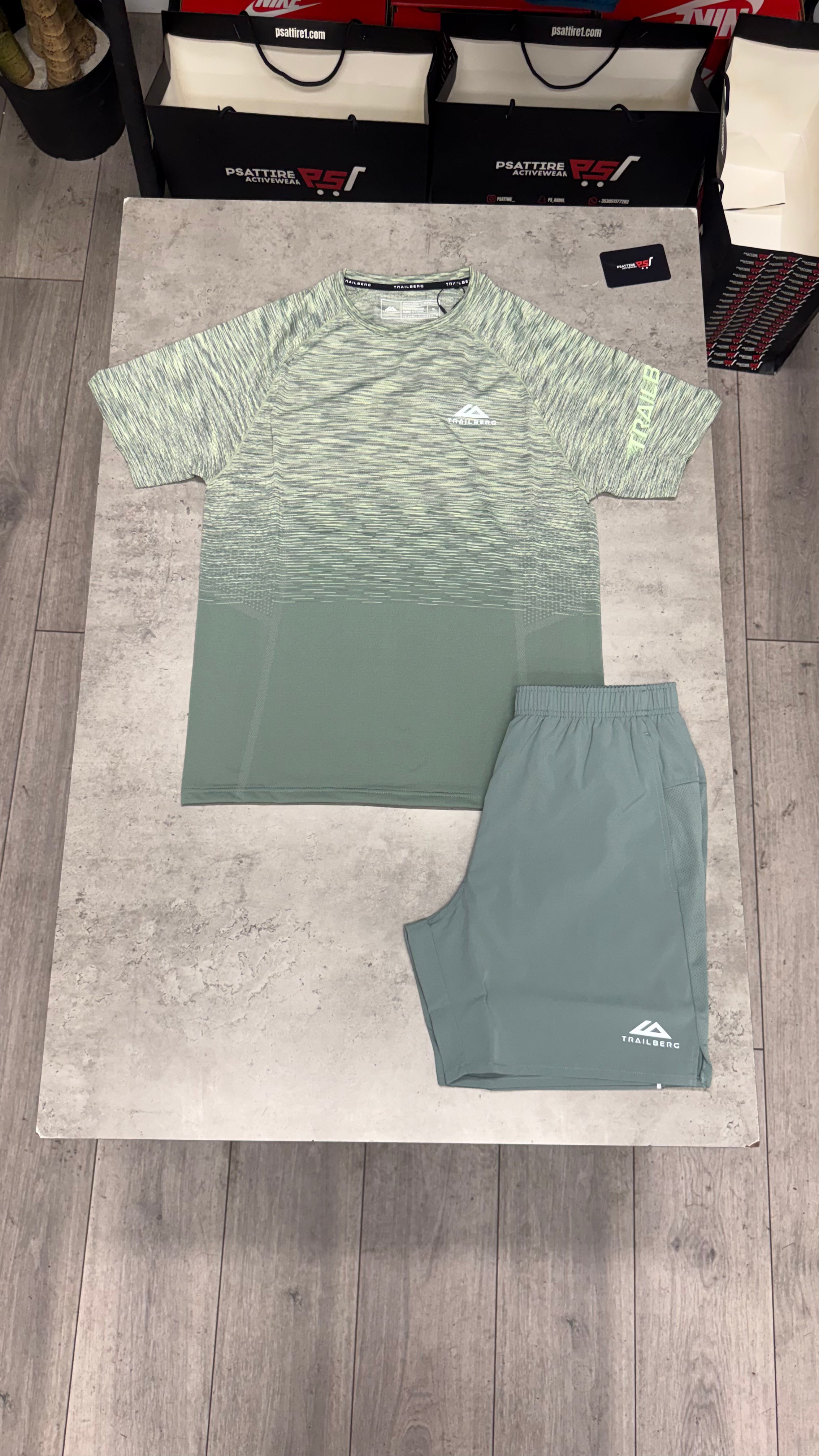 Trailberg Seamless Twinset ‘Willow Green’